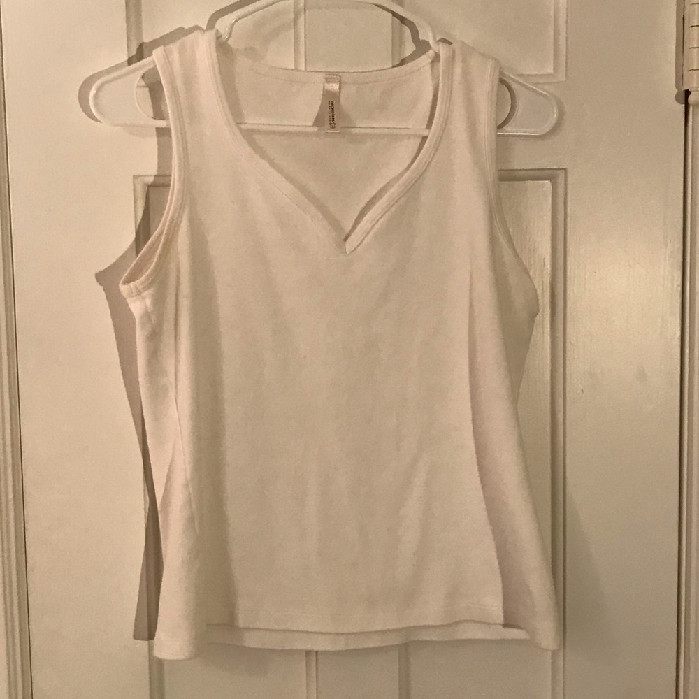 Simple, white vneck tank.